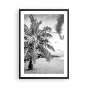 Affiche dans un cadre noir - Poster - Un palmier noir et blanc sur une plage déserte sous un ciel nuageux. - 50x70cm - Quand tu aspires à la solitude - Décoration murale moderne pour le salon et la chambre ARTTOR
