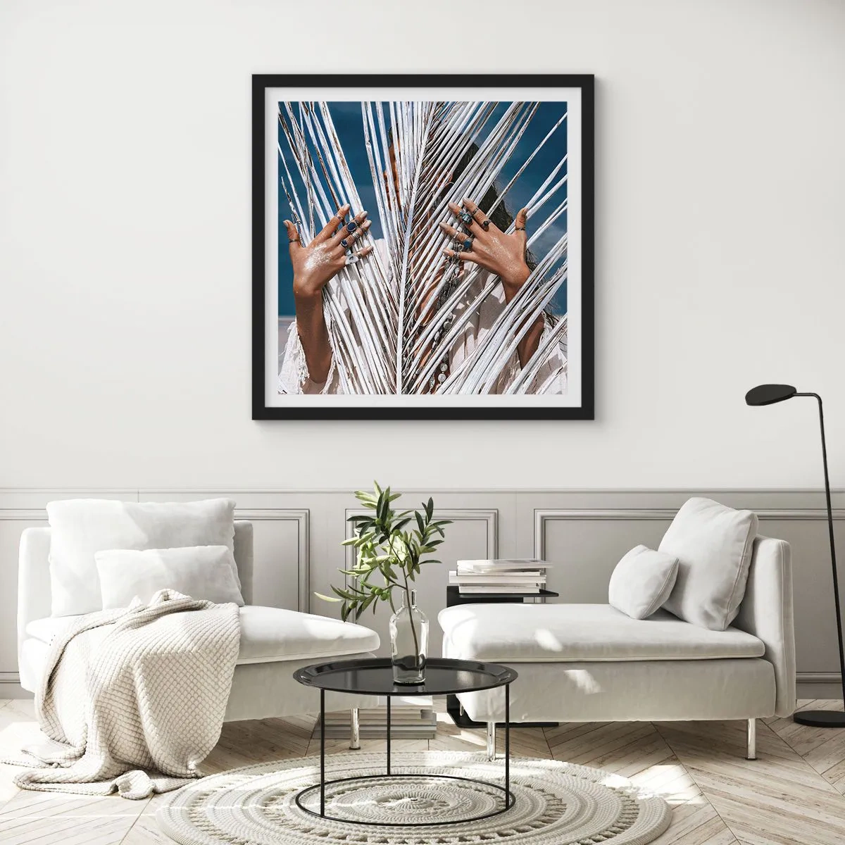 Affiche dans un cadre noir - Poster - Fille de chaman ? - 60x60 cm