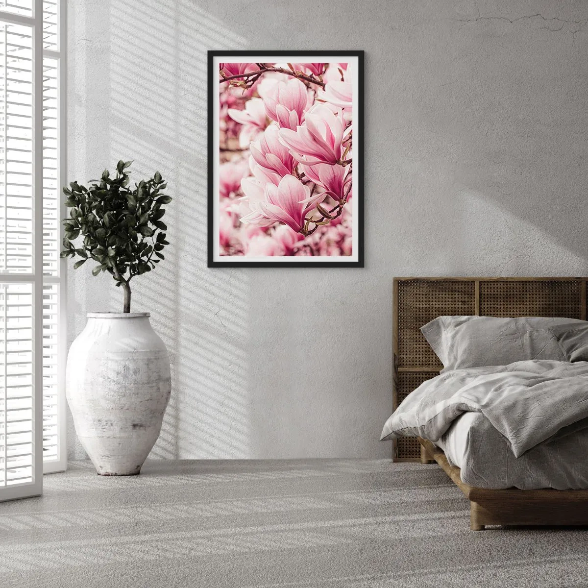 Affiche dans un cadre noir - Poster - Le printemps est rose - 70x100 cm