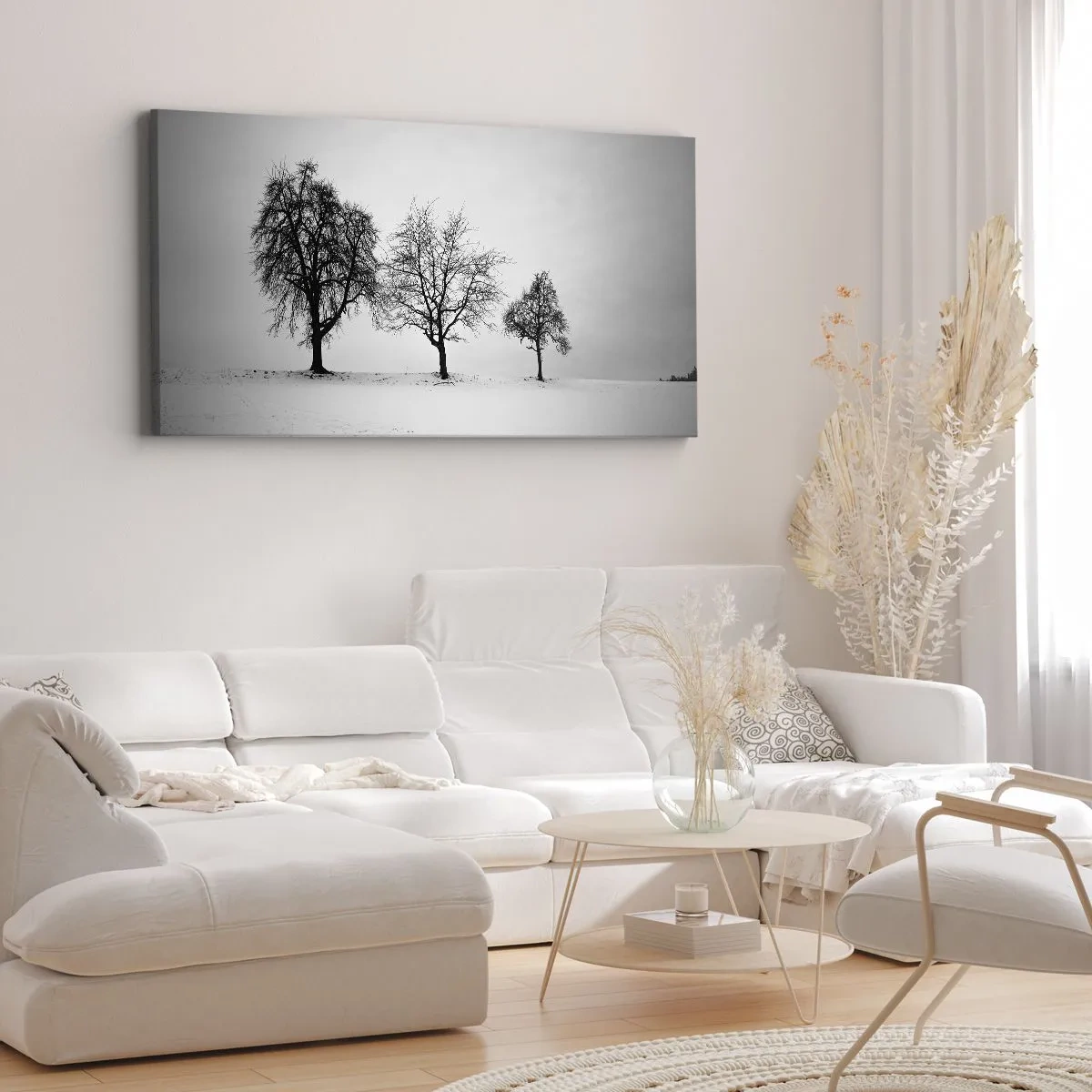 Impression sur toile - Image sur toile - Trois arbres dans un champ enneigé dans un style monochrome - 120x50cm - A quoi rêvent-ils? - Décoration murale moderne pour le salon et la chambre ARTTOR