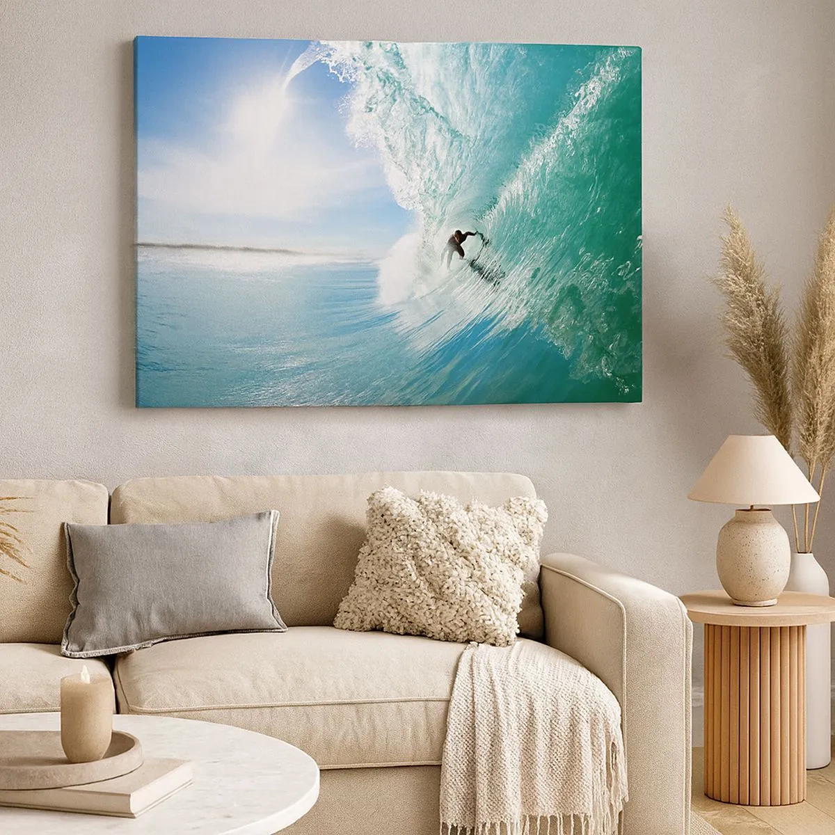 Impression sur toile - Image sur toile - Un surfeur chevauchant une vague au soleil contre un ciel bleu - 70x50cm - Toujours sur la vague - Décoration murale moderne pour le salon et la chambre ARTTOR