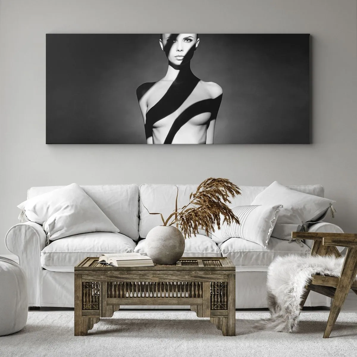 Impression sur toile - Image sur toile - Portrait noir et blanc d'une femme dans l'ombre et la lumière - 120x50cm - Dans la brillance et l'ombre - Décoration murale moderne pour le salon et la chambre ARTTOR