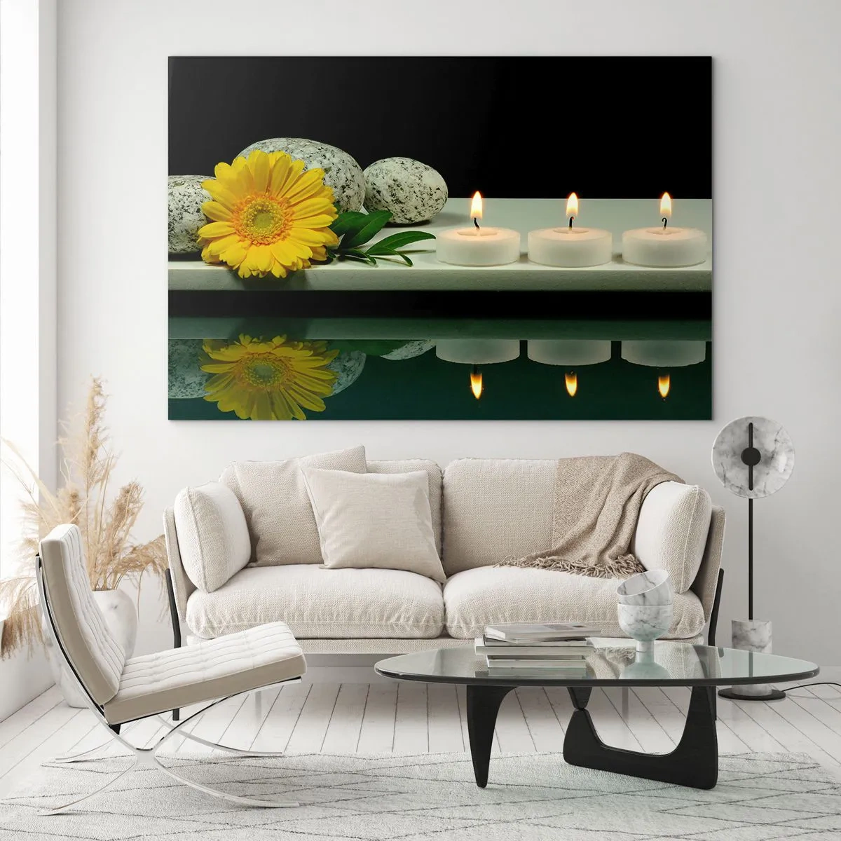 Impression sur verre - Image sur verre - Des bougies, des pierres et une fleur jaune se reflètent dans l'eau - 120x80cm - Apaisement des sens - Décoration murale moderne pour le salon et la chambre ARTTOR
