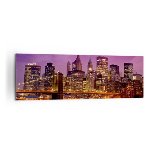 Impression sur toile - Image sur toile - Panorama de la ville avec le pont dans la lumière du soir contre le ciel violet - 160x50cm - Manhathann or violet - Décoration murale moderne pour le salon et la chambre ARTTOR