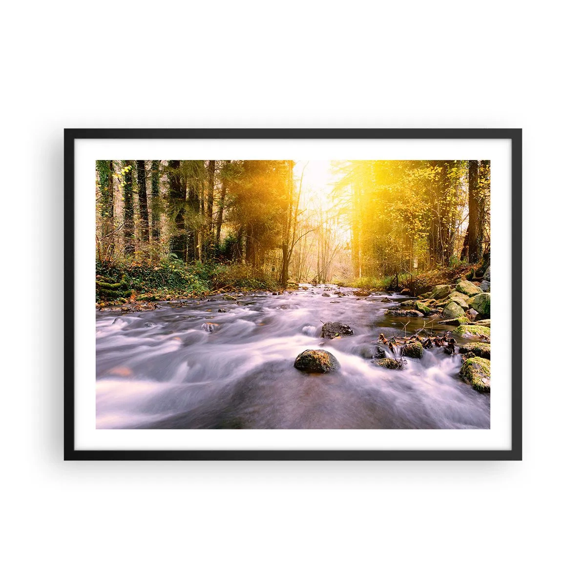 Affiche dans un cadre noir - Poster - Un ruisseau forestier illuminé par les rayons du soleil - 70x50cm - Malachite dans un cadre argent et or - Décoration murale moderne pour le salon et la chambre ARTTOR