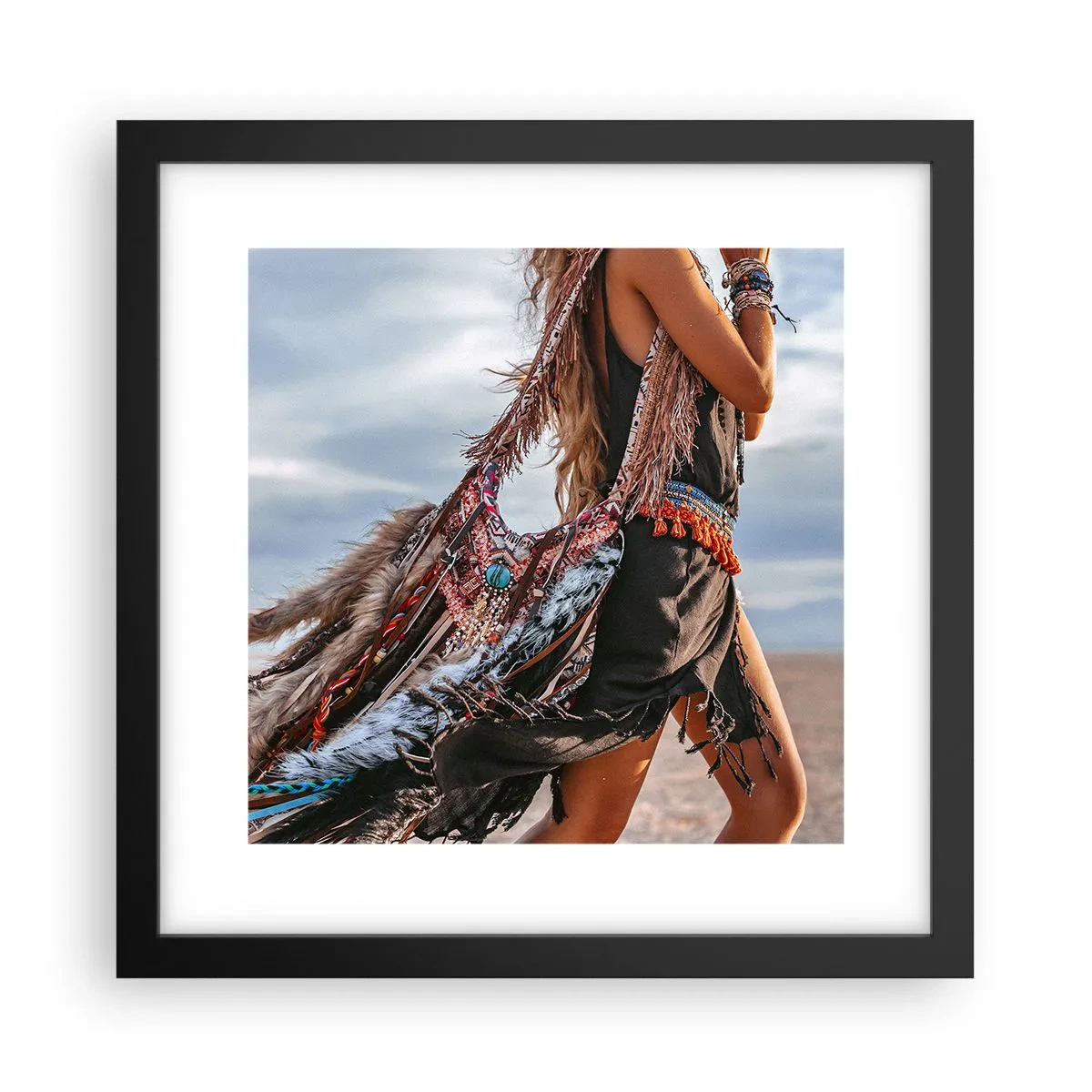 Affiche dans un cadre noir - Poster - La fille du chaman - 30x30 cm