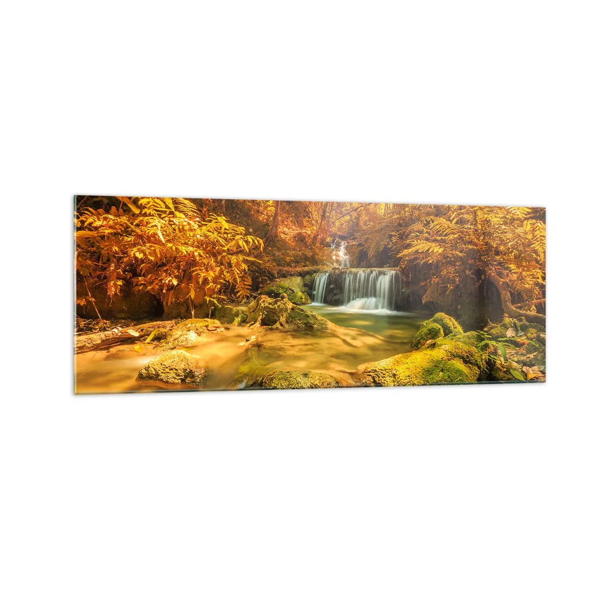 Impression sur verre - Image sur verre - Une cascade dorée dans une forêt d'automne entourée de verdure - 140x50cm - Cascade de forêt en or - Décoration murale moderne pour le salon et la chambre ARTTOR