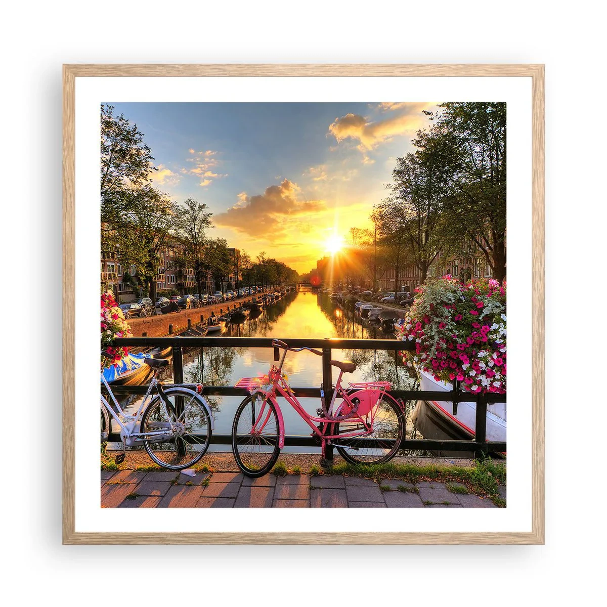Affiche dans un chêne clair - Poster - Matin de printemps à Amsterdam - 60x60 cm