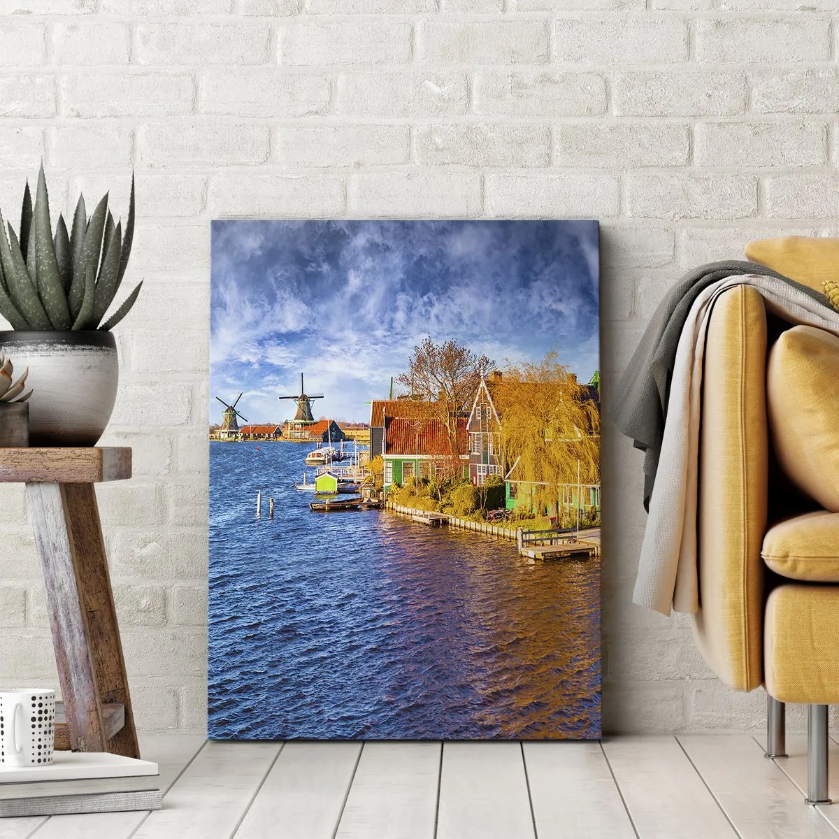 Impression sur toile - Image sur toile - Maisons pittoresques et moulins à vent au bord de l'eau - 70x100cm - C'est pareil depuis des lustres - Décoration murale moderne pour le salon et la chambre ARTTOR