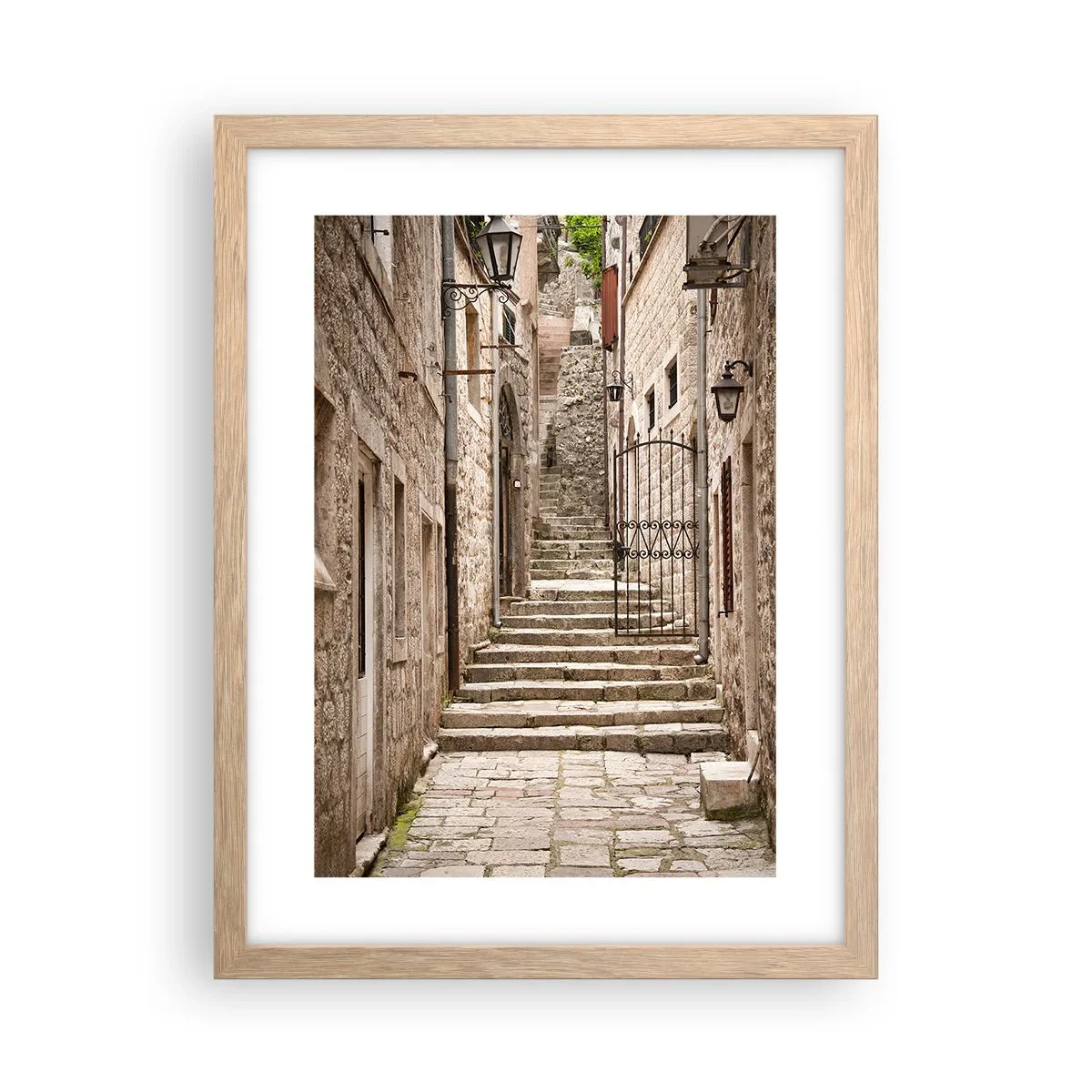 Affiche dans un chêne clair - Poster - Une vieille ruelle magique - 30x40 cm