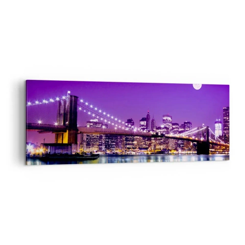 Impression sur toile - Image sur toile - Pont de Brooklyn la nuit avec la ville illuminée et la pleine lune - 140x50cm - Lumières de grande ville en violet - Décoration murale moderne pour le salon et la chambre ARTTOR