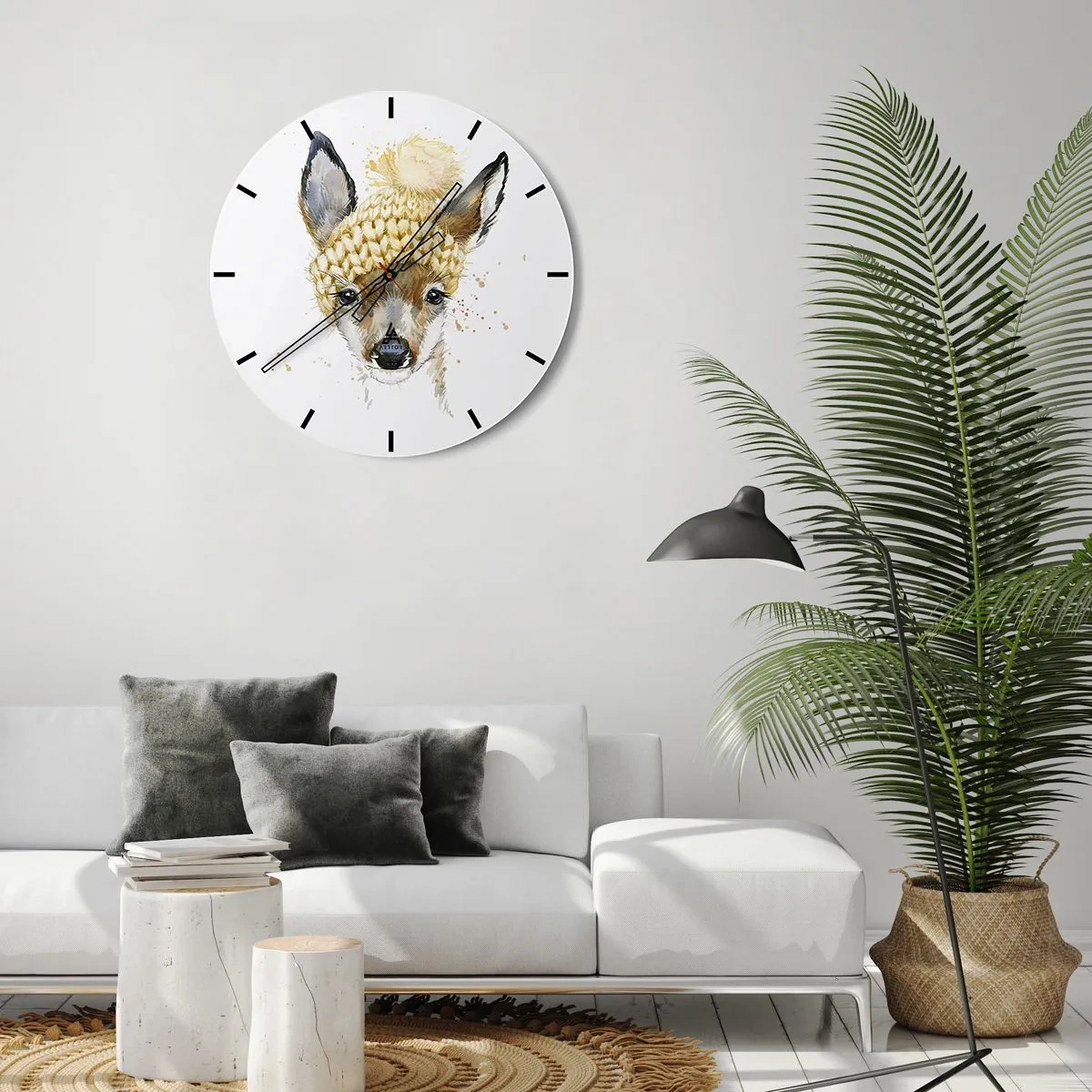 Horloge murale - Pendule murale - Un cerf mignon avec un chapeau d'hiver - 30x30cm - Pour l'hiver dans la forêt enneigée - Décoration murale moderne pour le salon, la cuisine et la chambre ARTTOR