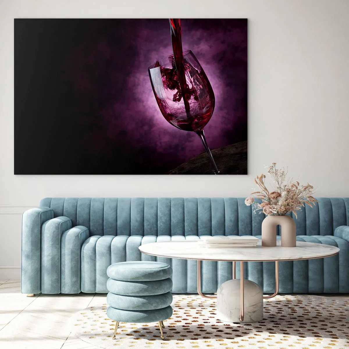 Impression sur verre - Image sur verre - Du vin rouge versé dans un verre sur un fond violet - 120x80cm - Écarlate? Carmin? Non, rubis. - Décoration murale moderne pour le salon et la chambre ARTTOR