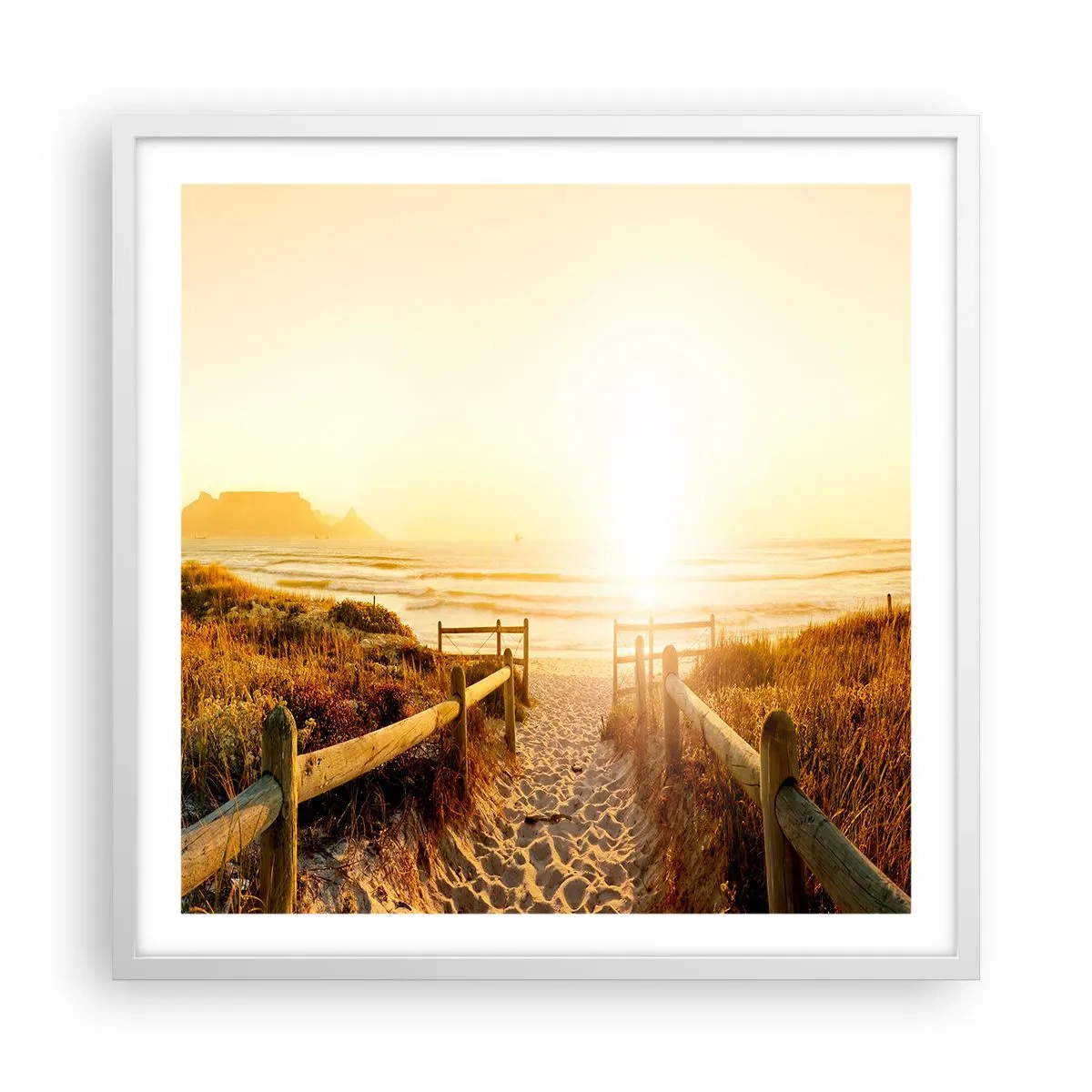 Affiche dans un cadre blanc - Poster - A travers la dune, vers le soleil - 60x60 cm