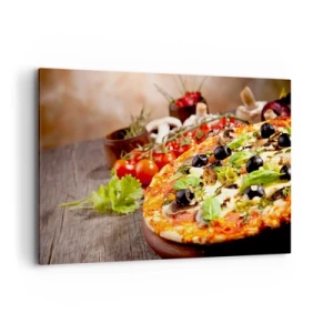 Impression sur toile - Image sur toile - Pizza aux olives, basilic et ingrédients frais sur fond de bois - 120x80cm - Des ingrédients telluriques - Décoration murale moderne pour le salon et la chambre ARTTOR