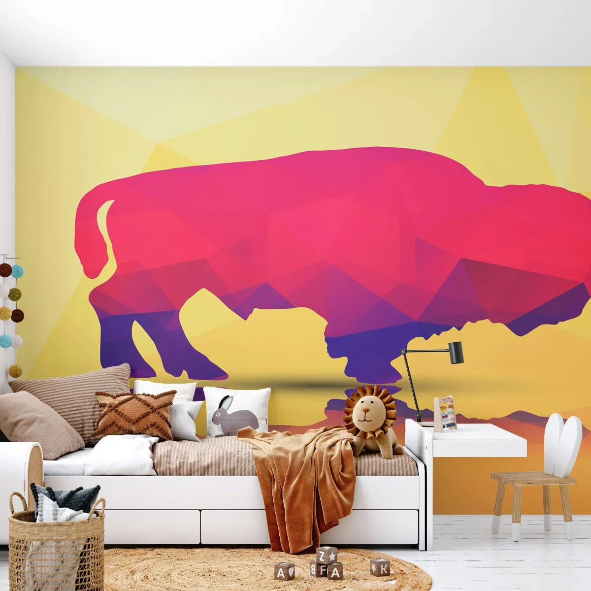 Papier Peint Photo Premium Sand - Silhouette géométrique d'un bison sur fond jaune - 100x70cm - La force amarante du bison - Décoration murale moderne pour le salon et la chambre ARTTOR