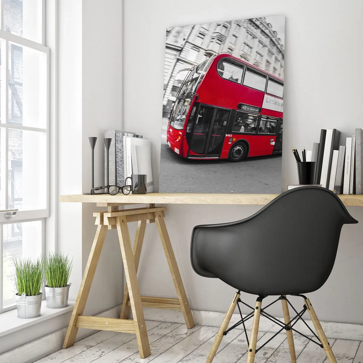 Impression sur verre - Image sur verre - Un bus londonien rouge sur fond de rue noire et blanche - 80x120cm - Londres traditionnellement - en bus - Décoration murale moderne pour le salon et la chambre ARTTOR