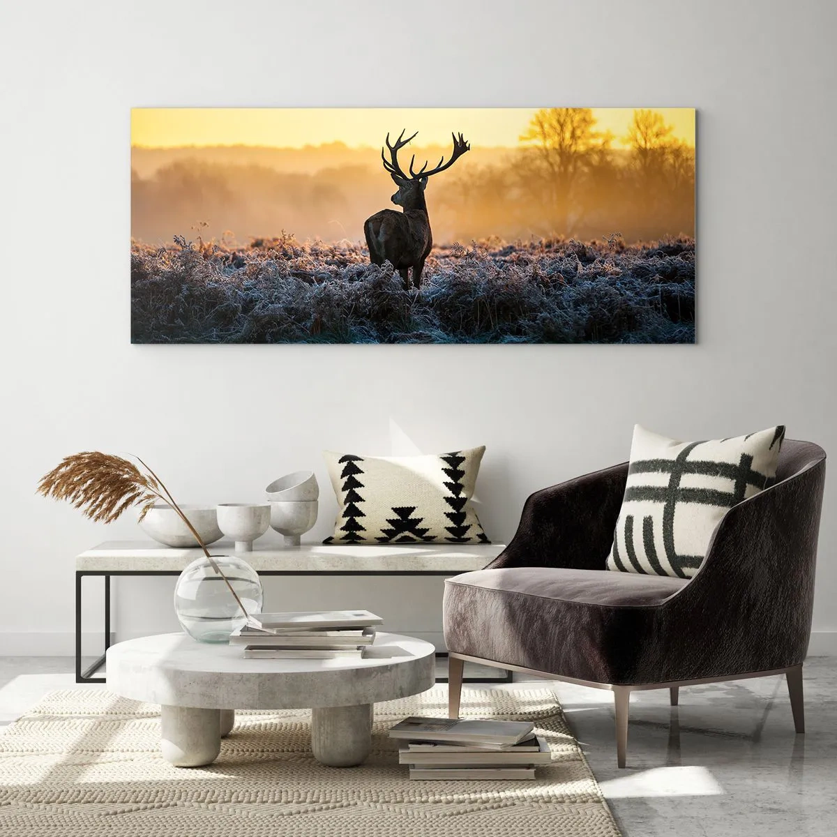 Impression sur verre - Image sur verre - Un cerf dans une clairière gelée au lever du soleil - 160x50cm - Couronné pour sa succession - Décoration murale moderne pour le salon et la chambre ARTTOR