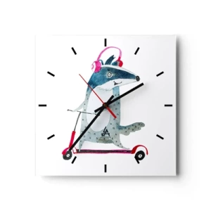 Horloge murale - Pendule murale - Blaireau sur un scooter avec des écouteurs roses - 30x30cm - La joie du blaireau - Décoration murale moderne pour le salon et la chambre ARTTOR