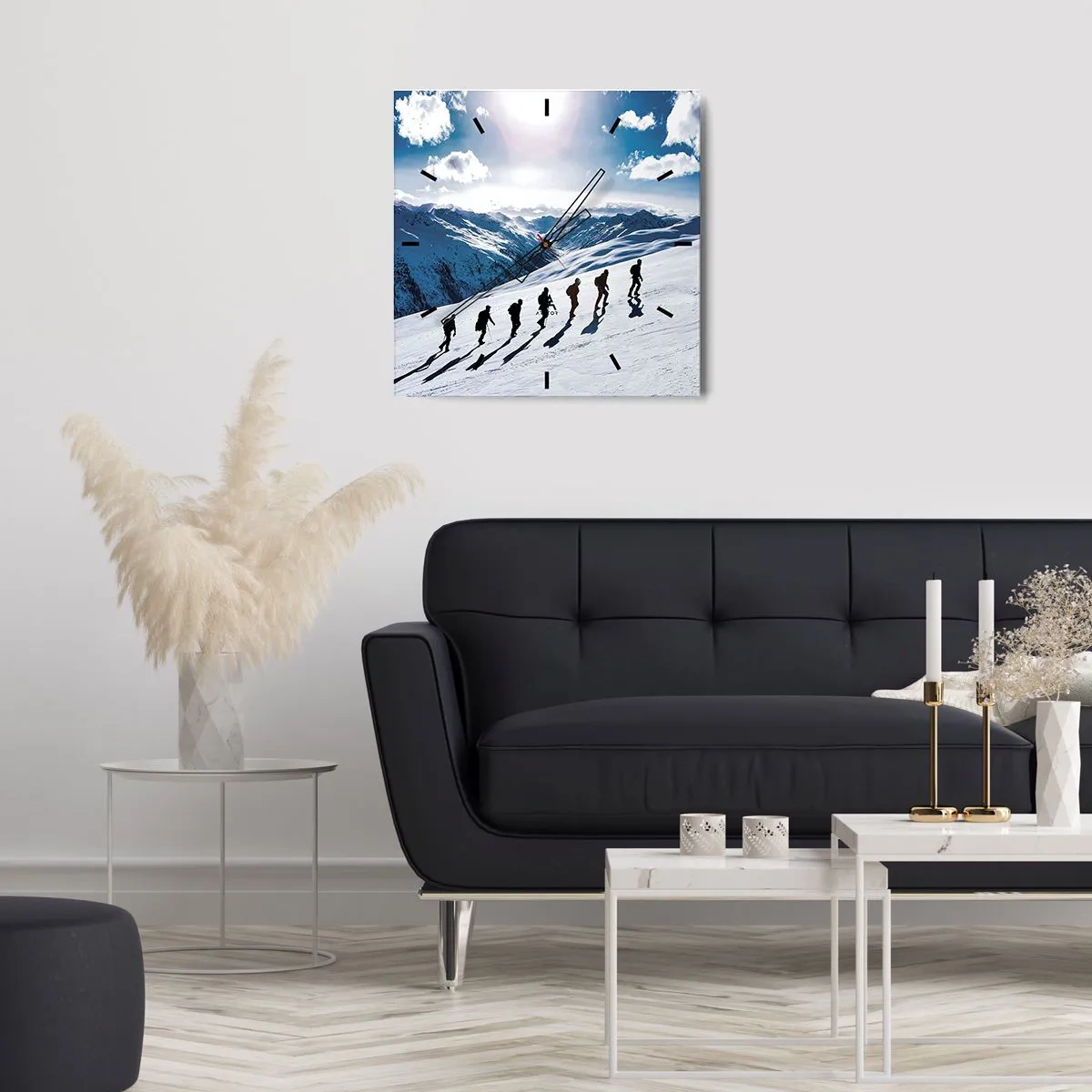Horloge murale - Pendule murale - Un groupe d'alpinistes gravissant une pente enneigée - 30x30cm - L'équipe des conquérants - Décoration murale moderne pour le salon et la chambre ARTTOR