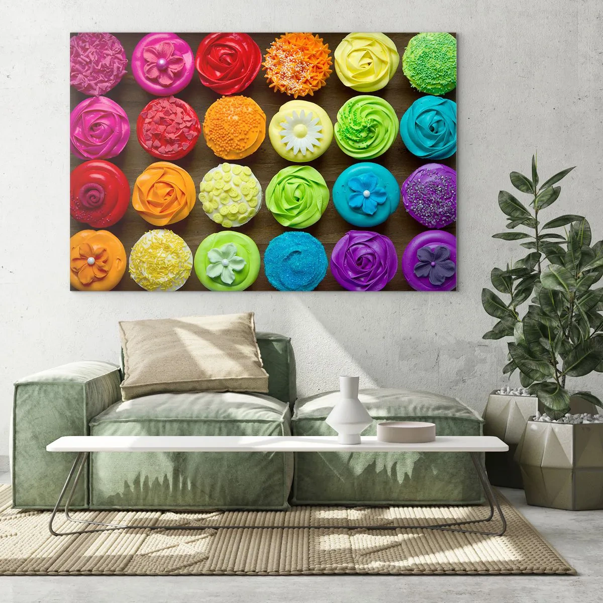 Impression sur verre - Image sur verre - Cupcakes colorés avec décorations sur fond en bois - 70x50cm - Tous différents - tous délicieux - Décoration murale moderne pour le salon et la chambre ARTTOR