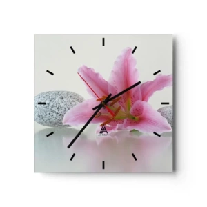 Horloge murale - Pendule murale - Fleur de lys rose avec des pierres sur un fond clair - 30x30cm - Étude de rose, gris et blanc - Décoration murale moderne pour le salon et la chambre ARTTOR