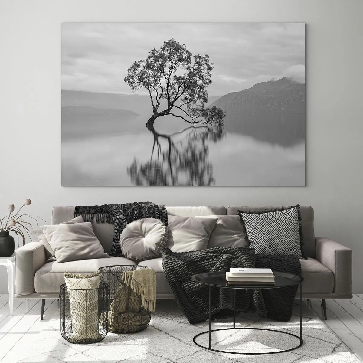 Impression sur verre - Image sur verre - Un arbre solitaire sur l'eau dans un paysage noir et blanc - 120x80cm - Un tel pays existe - Décoration murale moderne pour le salon et la chambre ARTTOR