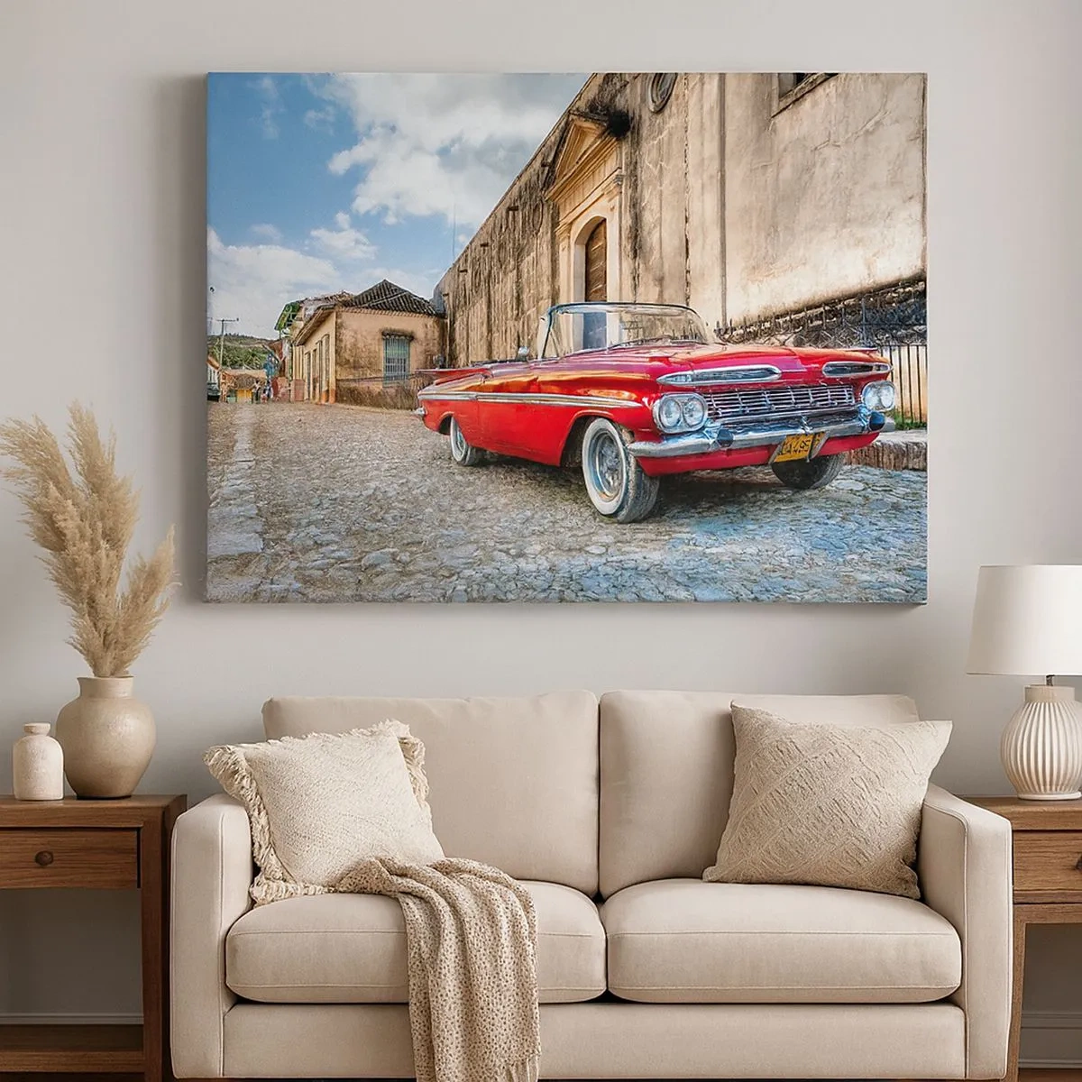 Impression sur toile - Image sur toile - Voiture classique rouge dans une rue pavée - 70x50cm - Émotions cubaines - Décoration murale moderne pour le salon et la chambre ARTTOR