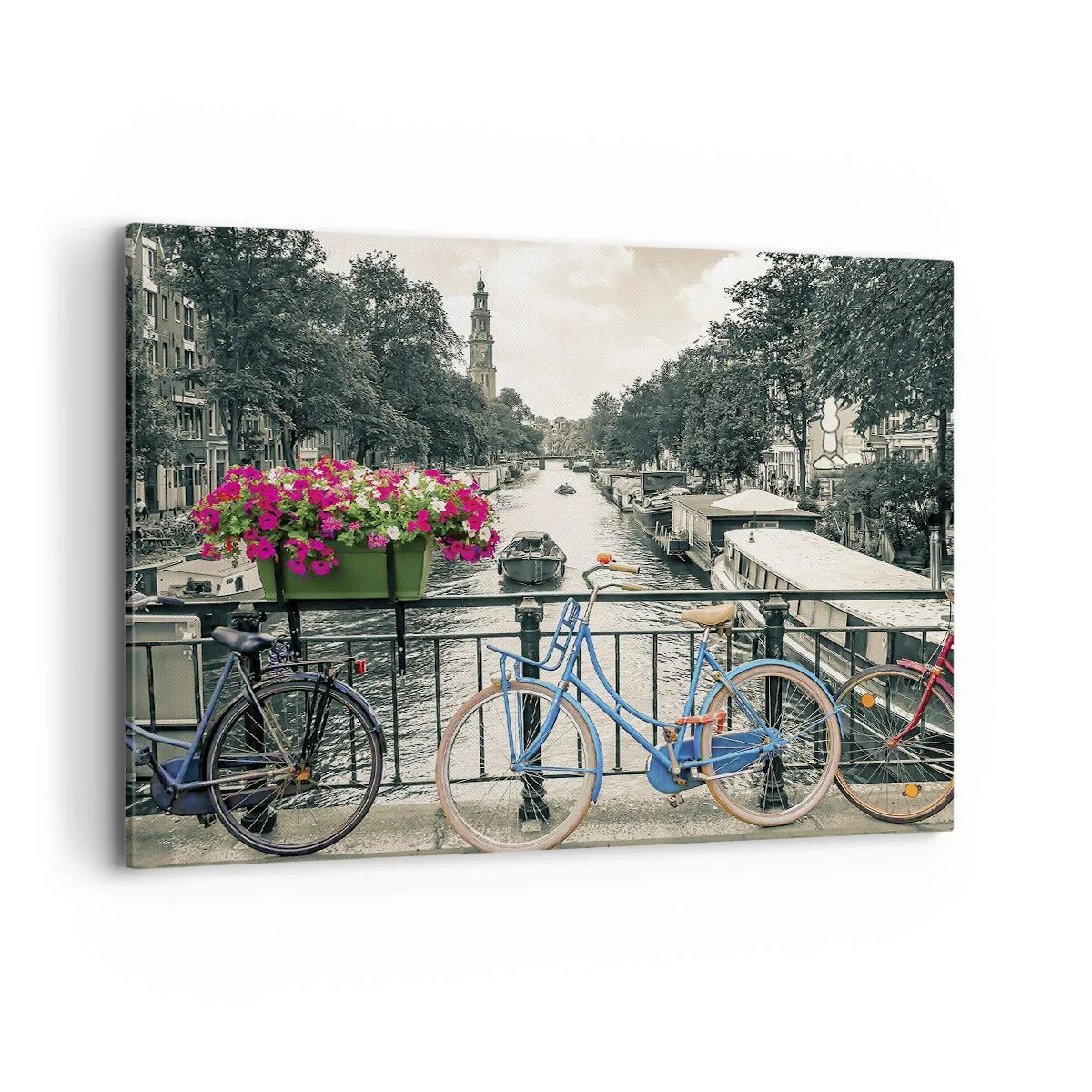 Impression sur toile - Image sur toile - Un pont avec des vélos et des fleurs sur un canal à Amsterdam - 100x70cm - Couleurs de rue d'Amsterdam - Décoration murale moderne pour le salon et la chambre ARTTOR