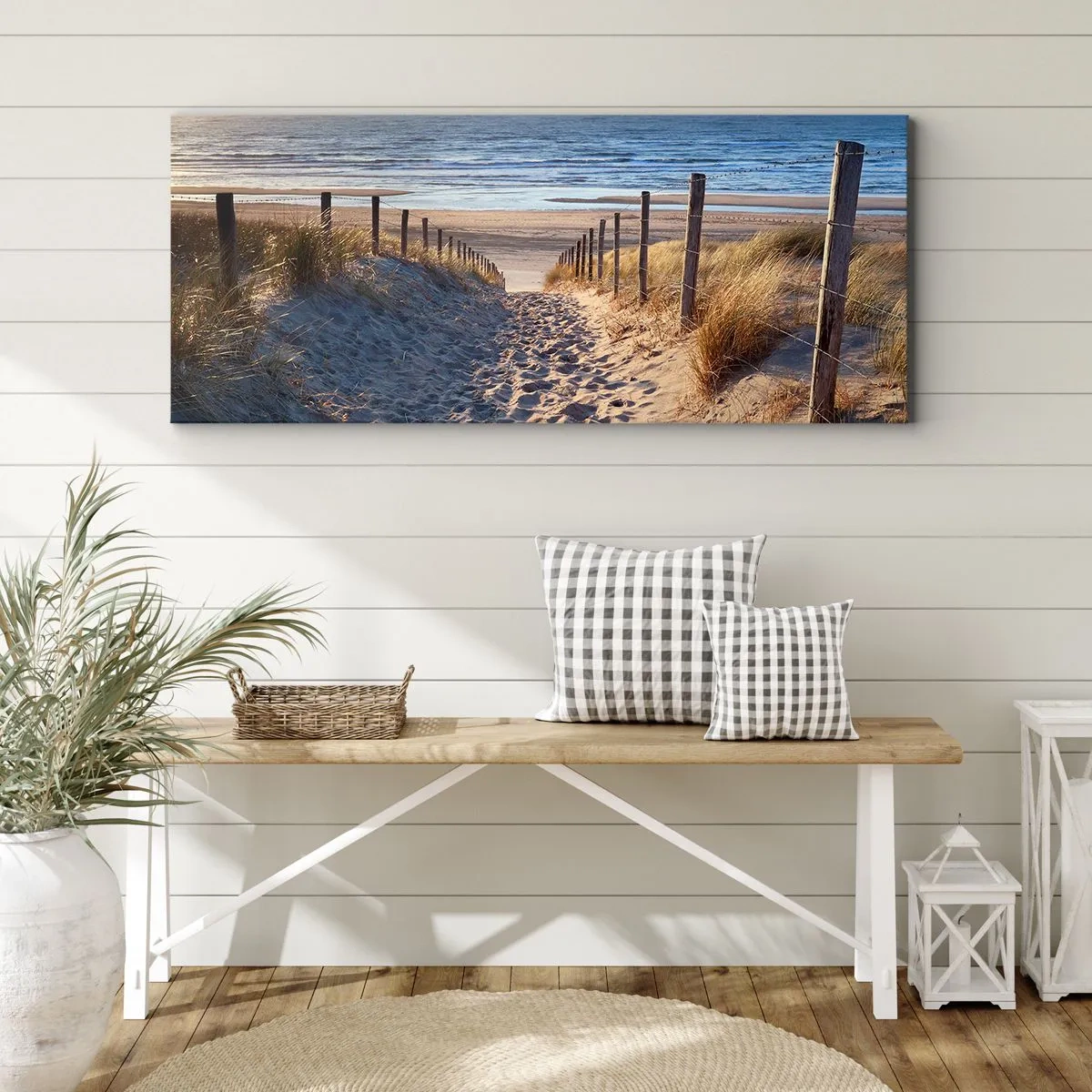 Impression sur toile - Image sur toile - Le bruit de la mer, le chant des oiseaux, une plage sauvage parmi les herbes… - 100x40 cm