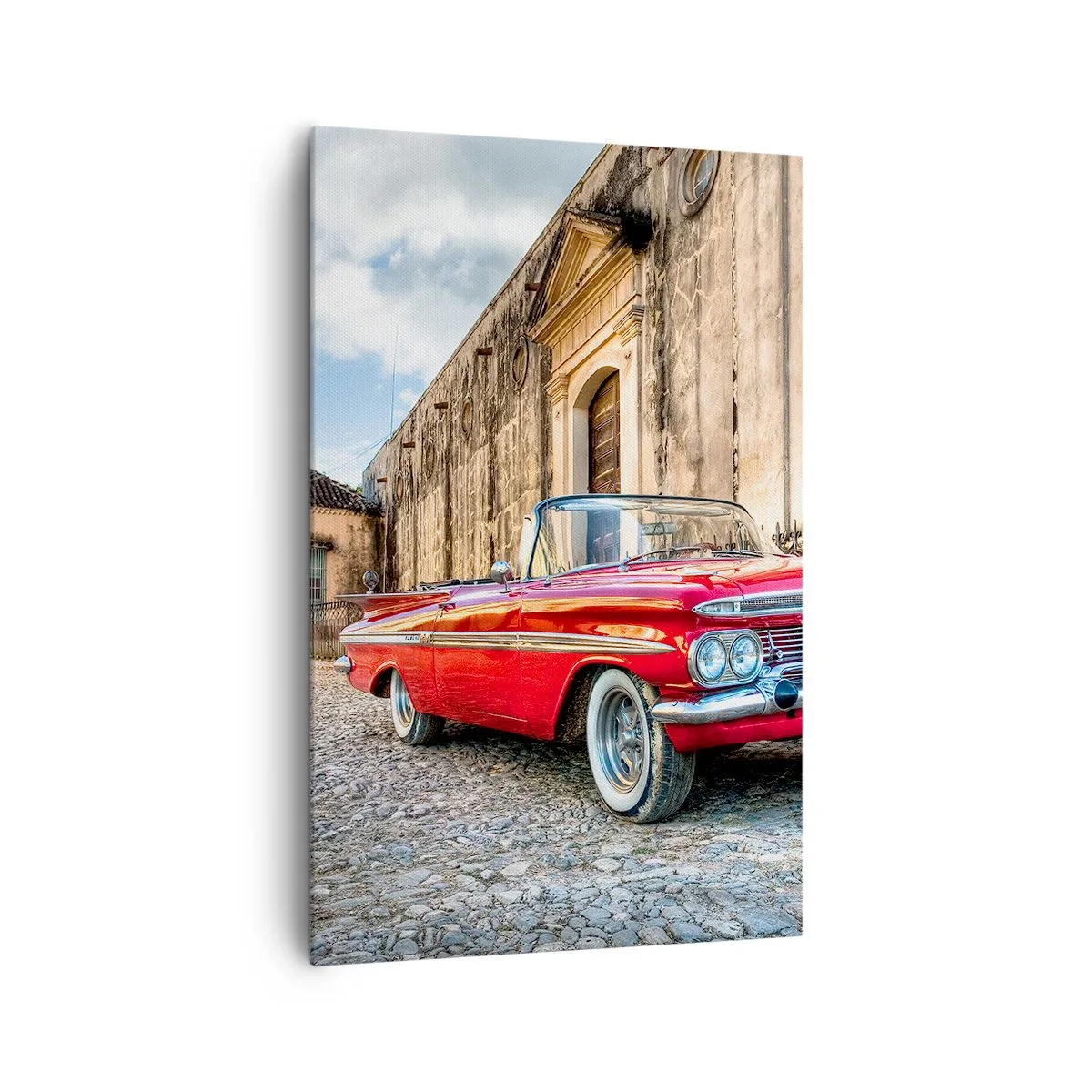 Impression sur toile - Image sur toile - Voiture classique rouge dans une rue pavée - 80x120cm - Émotions cubaines - Décoration murale moderne pour le salon et la chambre ARTTOR