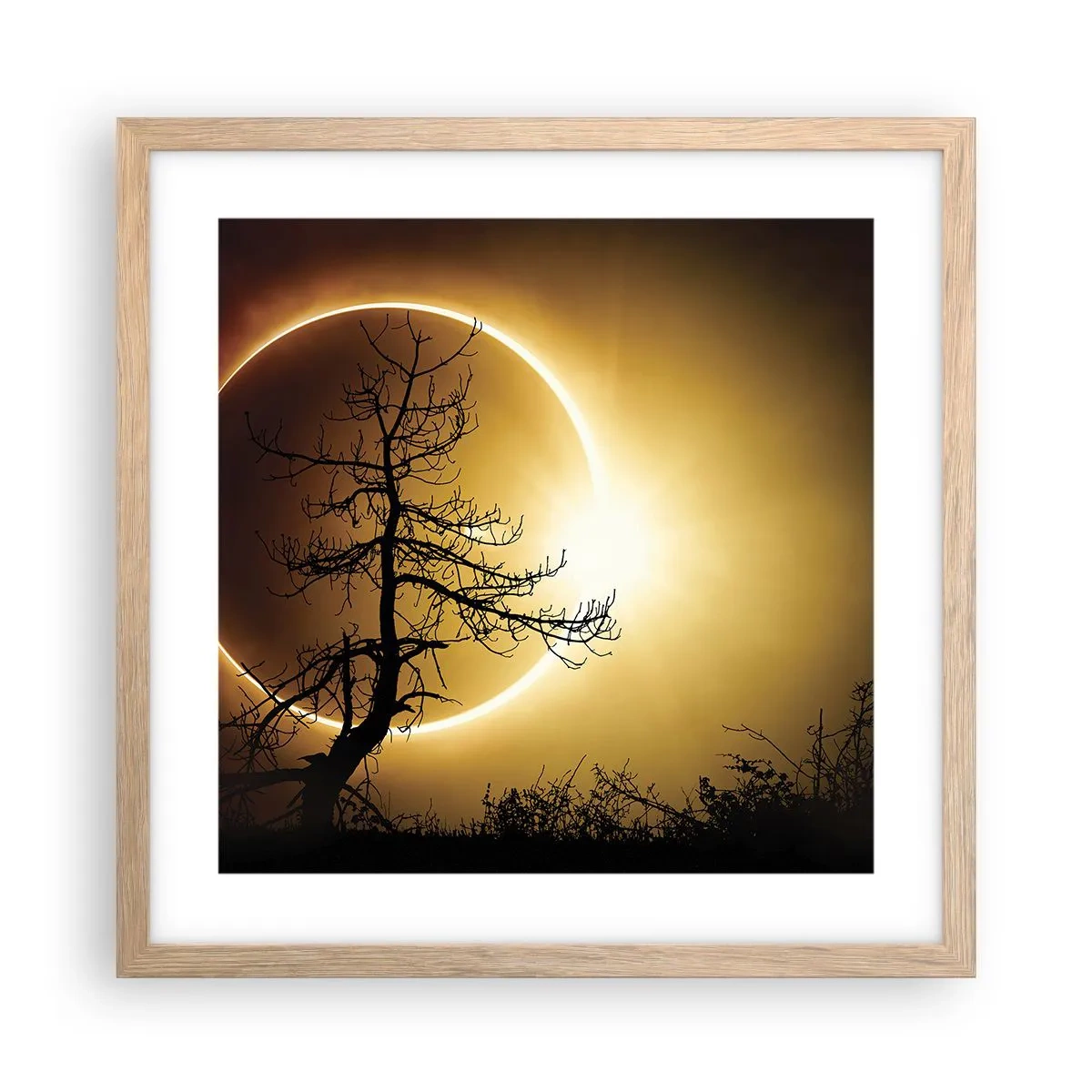 Affiche dans un chêne clair - Poster - Éclipse totale - 40x40 cm