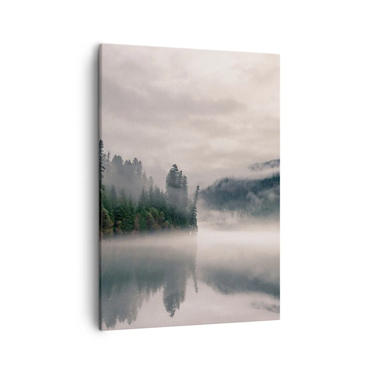Impression sur toile - Image sur toile - Une forêt brumeuse se reflétant dans un lac calme - 50x70cm - Reflet dans le brouillard - Décoration murale moderne pour le salon et la chambre ARTTOR