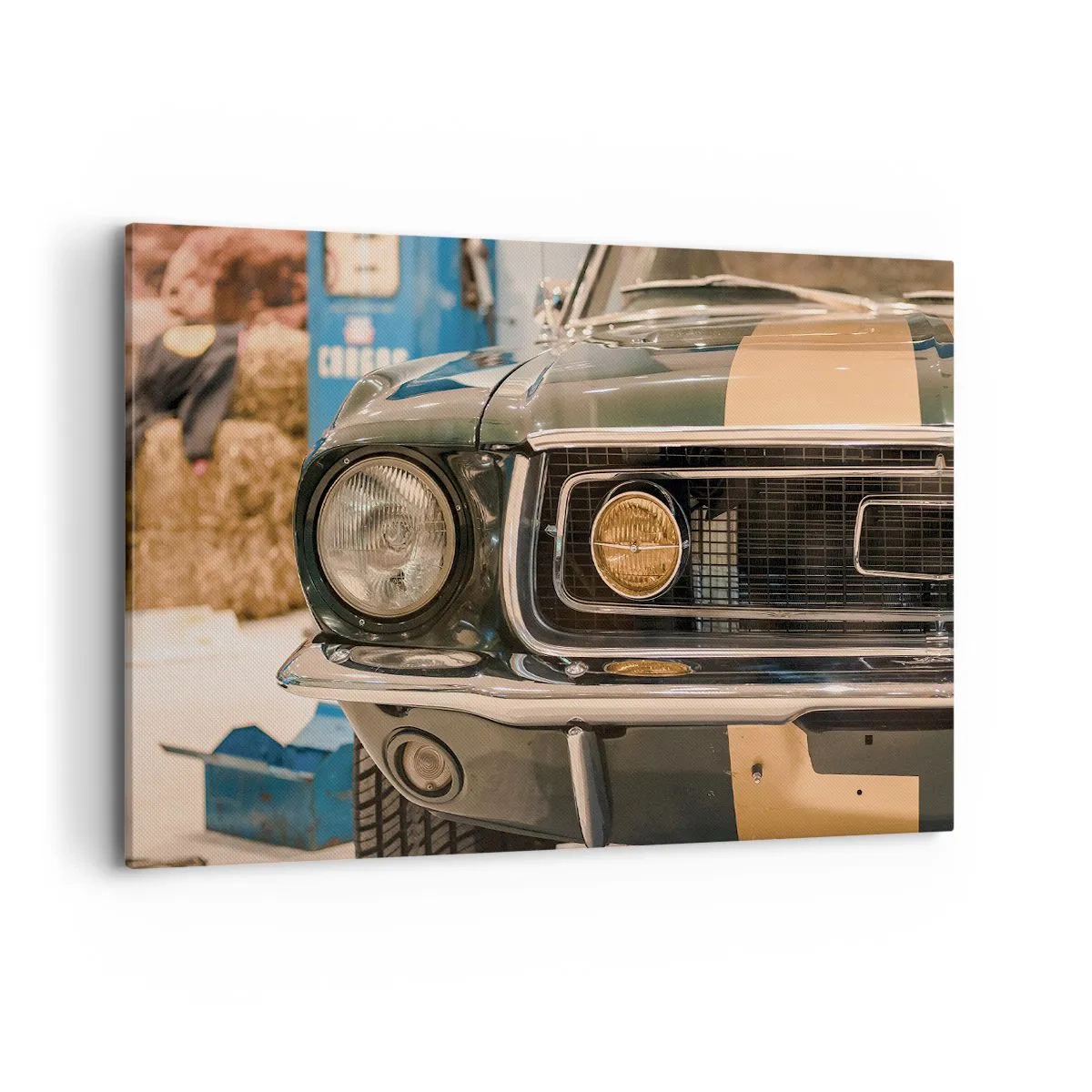 Impression sur toile - Image sur toile - Une voiture rétro emblématique dans un cadre classique - 120x80cm - Rencontre avec une légende - Décoration murale moderne pour le salon et la chambre ARTTOR