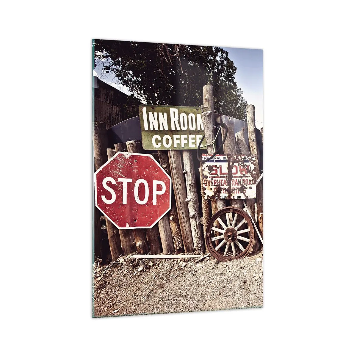 Impression sur verre - Image sur verre - Décorations rustiques avec des panneaux et une roue sur la clôture - 70x100cm - Et le temps s'est arrêté - Décoration murale moderne pour le salon et la chambre ARTTOR