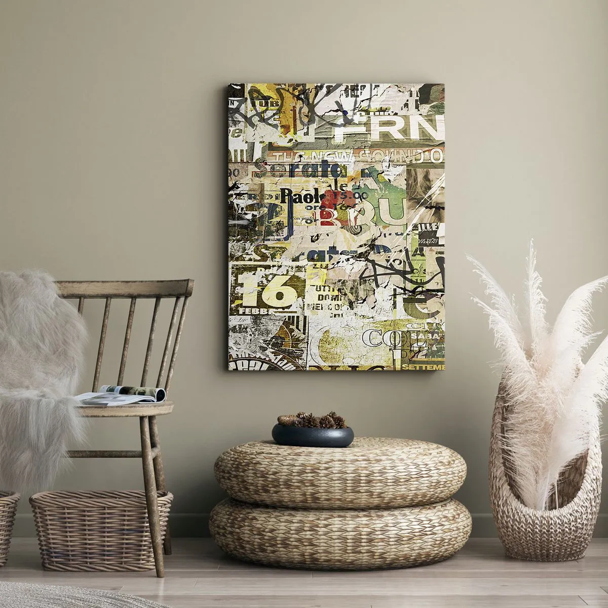 Impression sur toile - Image sur toile - Un collage de fragments de journaux et d'affiches dans un style artistique. - 50x70cm - Oh, il se passe quelque chose... - Décoration murale moderne pour le salon et la chambre ARTTOR
