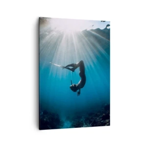 Impression sur toile - Image sur toile - Un plongeur flottant dans un faisceau de lumière sous l'eau - 50x70cm - Dans sous-marine - Décoration murale moderne pour le salon et la chambre ARTTOR