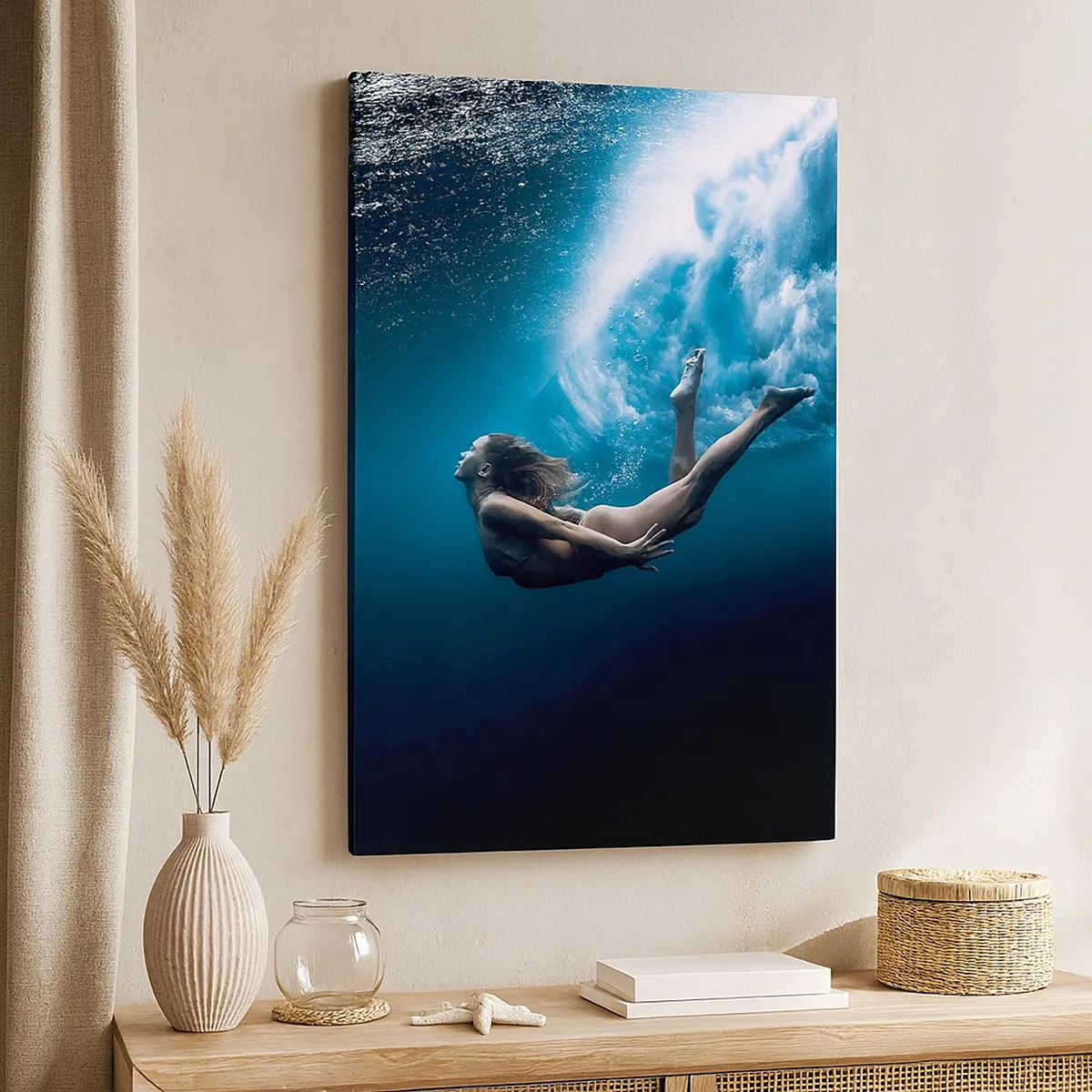 Impression sur toile - Image sur toile - Prise de vue sous-marine avec une femme et des bulles d'air - 50x70cm - Sirène moderne - Décoration murale moderne pour le salon et la chambre ARTTOR