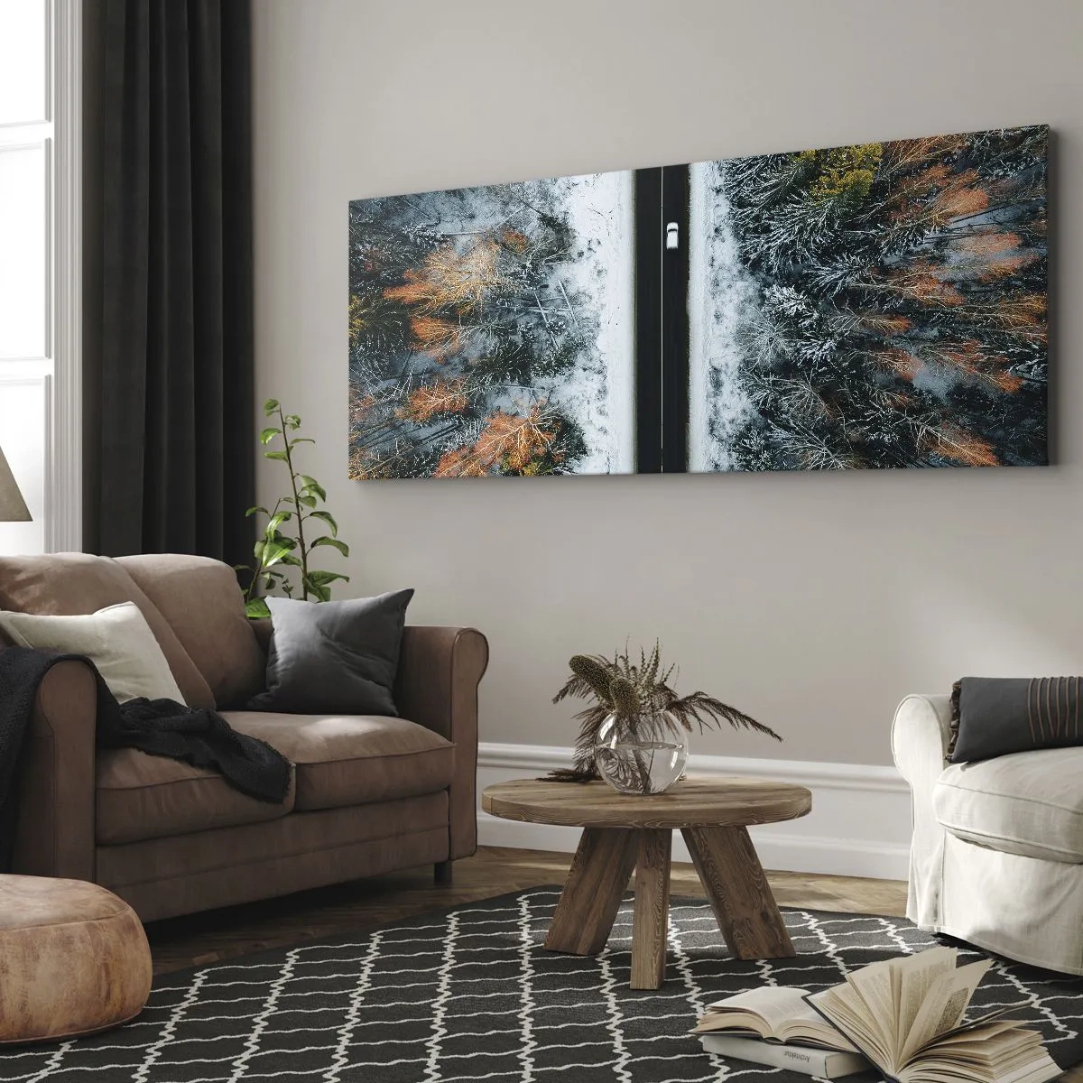 Impression sur toile - Image sur toile - Une route à travers une forêt hivernale vue à vol d'oiseau - 160x50cm - Couper à travers la forêt d'hiver - Décoration murale moderne pour le salon et la chambre ARTTOR