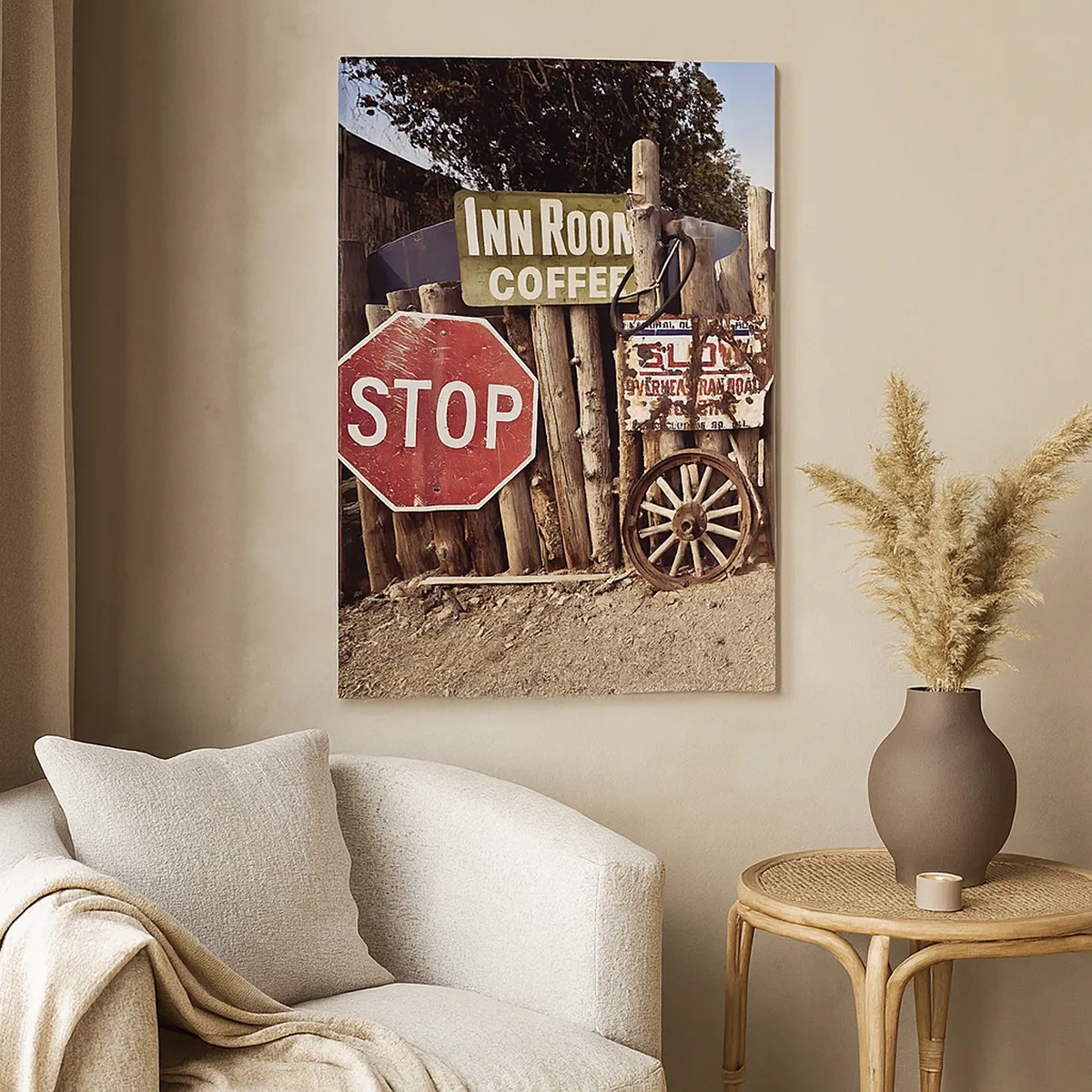 Impression sur toile - Image sur toile - Décorations rustiques avec des panneaux et une roue sur la clôture - 50x70cm - Et le temps s'est arrêté - Décoration murale moderne pour le salon et la chambre ARTTOR