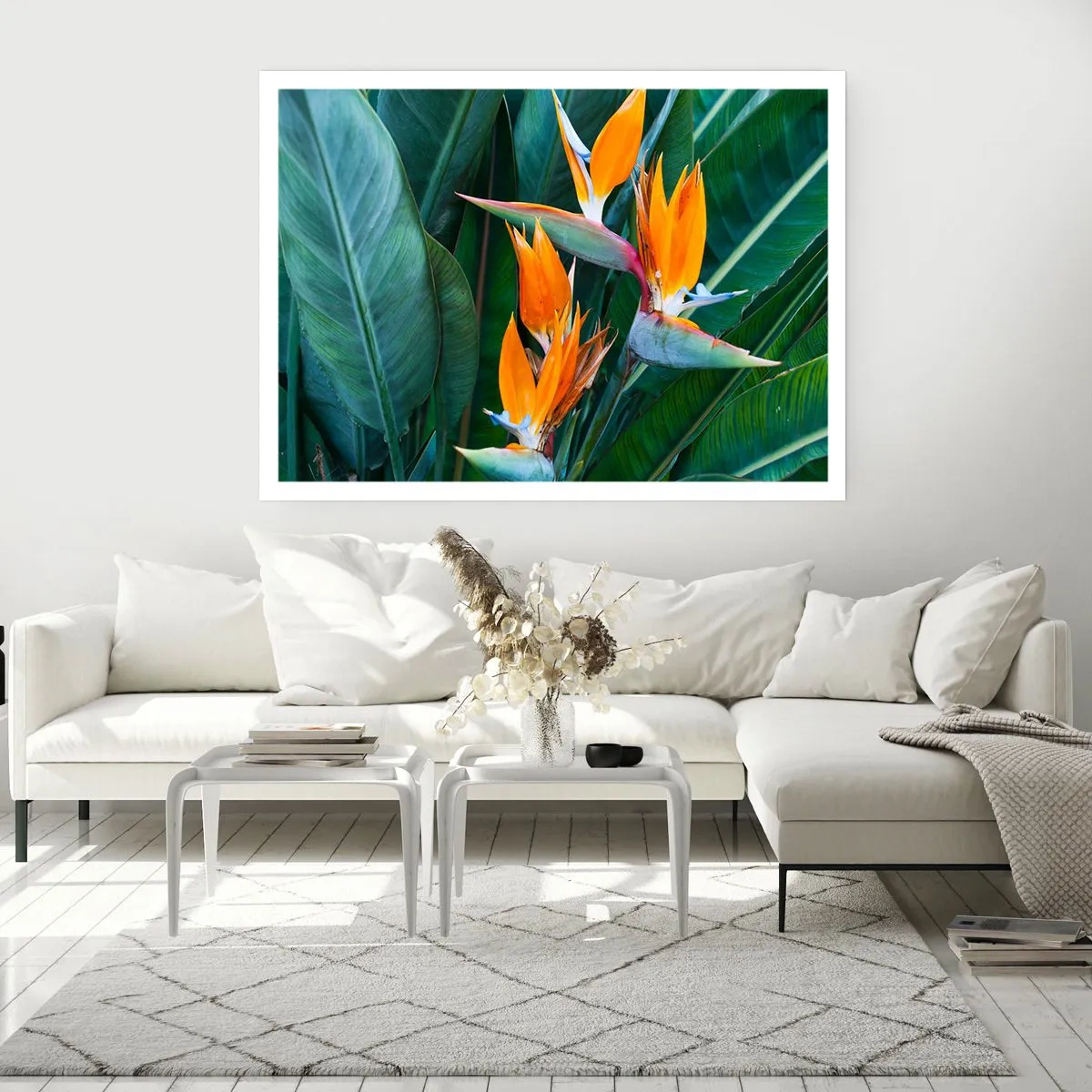 Affiche - Poster - Fleurs de strelitzia exotiques entourées de feuilles vertes - 100x70cm - Est-ce une fleur, est-ce un oiseaux? - Décoration murale moderne pour le salon et la chambre ARTTOR