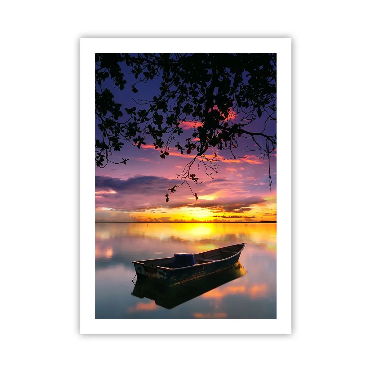 Affiche - Poster - Un bateau sur un lac calme au coucher du soleil - 50x70cm - "Tu sembles suspendu au milieu du ciel..." - Décoration murale moderne pour le salon et la chambre ARTTOR