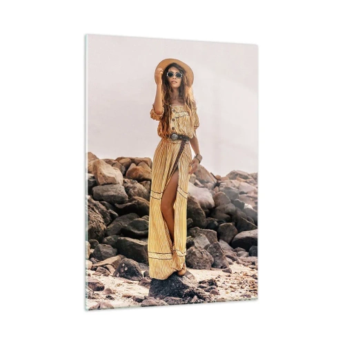 Impression sur verre - Image sur verre - Une femme dans une robe de style bohème contre un rivage rocheux - 50x70cm - La magie des pierres - Décoration murale moderne pour le salon et la chambre ARTTOR