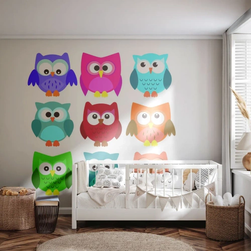Papier Peint Photo Premium Sand - Hiboux colorés sur fond blanc dans un style de conte de fées - 100x70cm - C'est amusant d'être différent - Décoration murale moderne pour le salon et la chambre ARTTOR