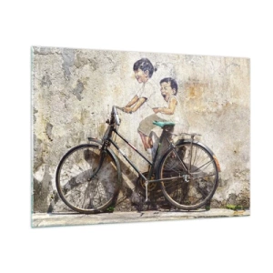 Impression sur verre - Image sur verre - Une peinture murale avec un vélo et des figures d'enfants sur un fond mural. - 100x70cm - Vrai ou faux? - Décoration murale moderne pour le salon et la chambre ARTTOR