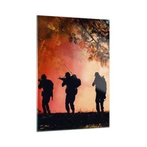 Impression sur verre - Image sur verre - Un groupe de soldats marchant sur fond de forêt en feu. - 50x70cm - … Tous pour un. - Décoration murale moderne pour le salon et la chambre ARTTOR