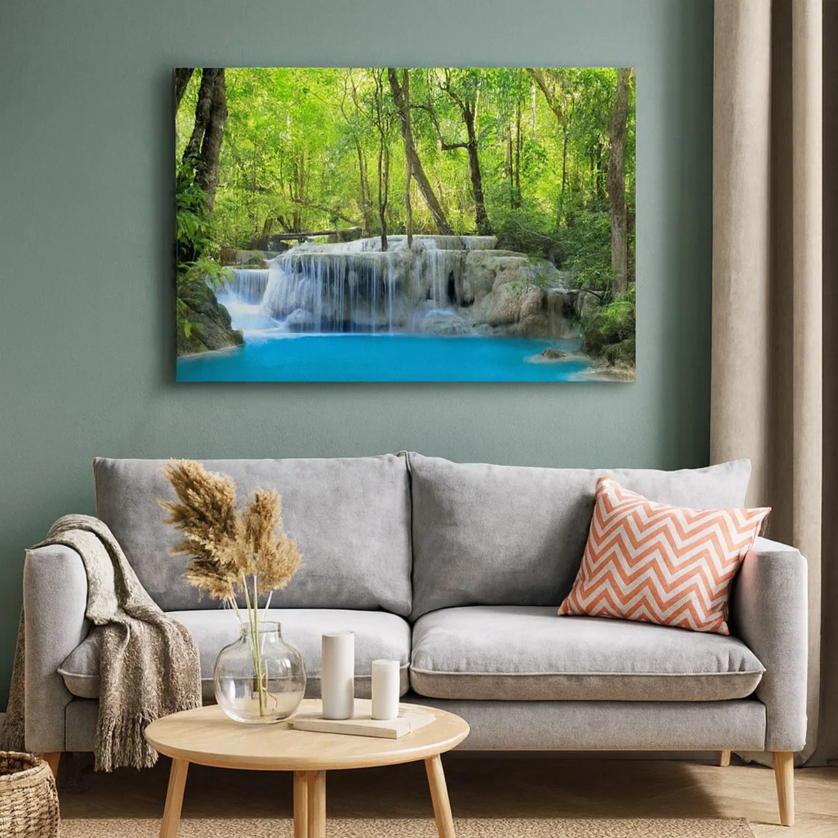 Impression sur toile - Image sur toile - Une cascade parmi des arbres verts avec de l'eau bleue dans un cadre naturel - 70x50cm - Se noyer dans le turquoise et le vert - Décoration murale moderne pour le salon et la chambre ARTTOR
