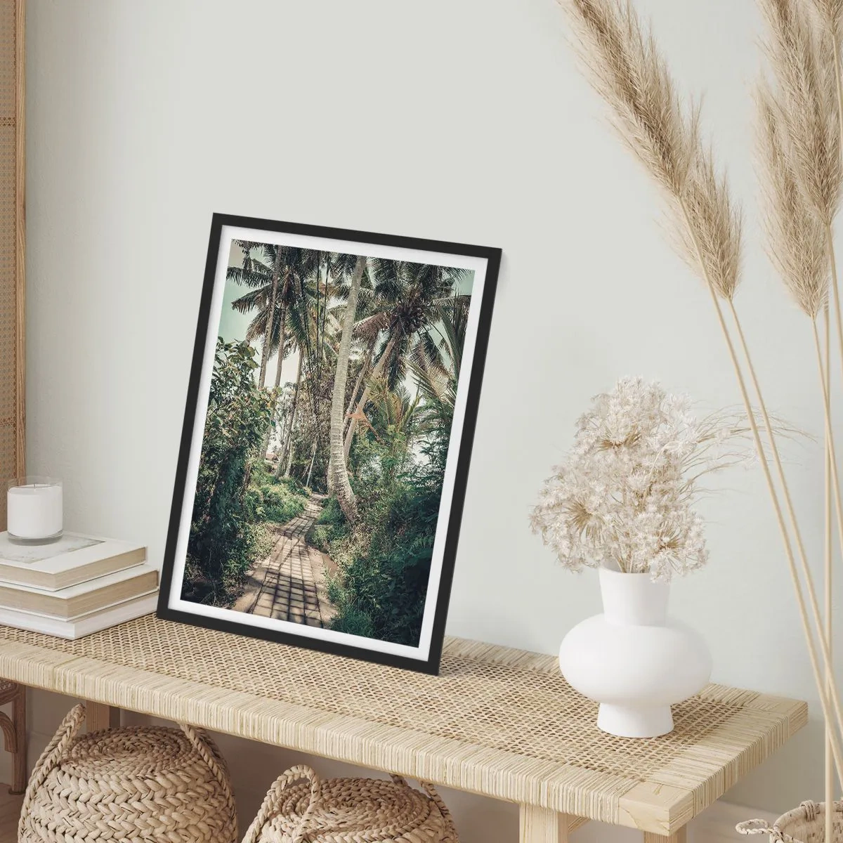 Affiche dans un cadre noir - Poster - Allée des palmiers - 61x91 cm