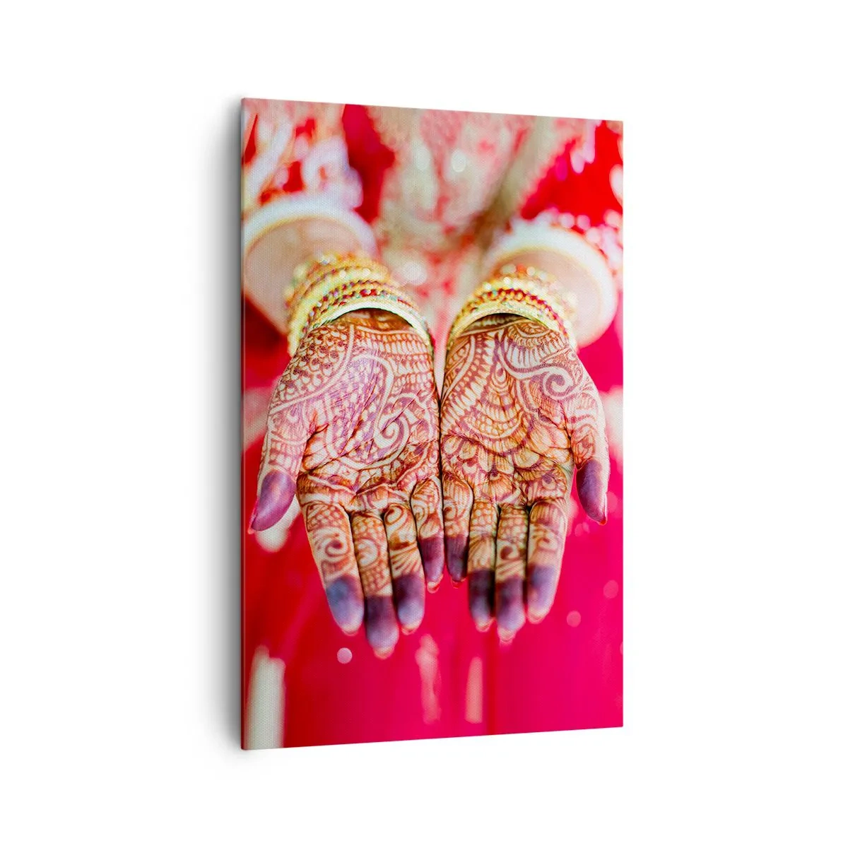 Impression sur toile - Image sur toile - Mains décorées au henné sur fond de robe rouge - 80x120cm - Prêt à saisir votre chance - Décoration murale moderne pour le salon et la chambre ARTTOR