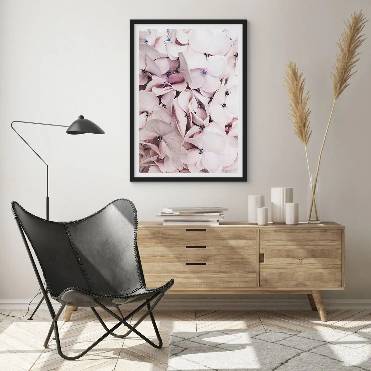 Affiche dans un cadre noir - Poster - Gros plan d'hortensias pastel délicats - 50x70cm - Dans un flot de fleurs - Décoration murale moderne pour le salon et la chambre ARTTOR